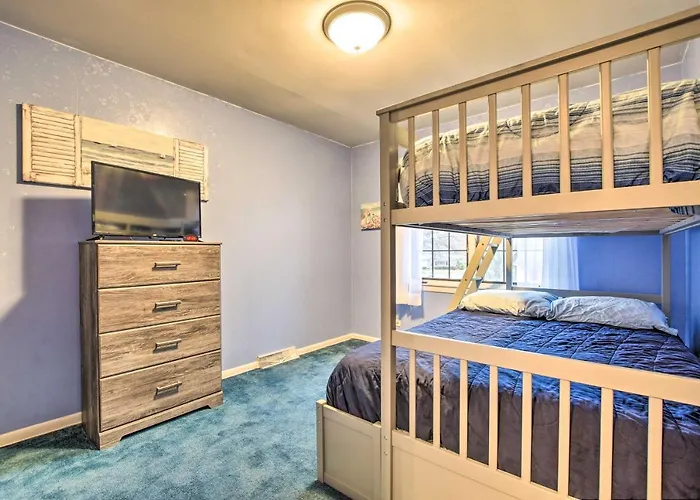 Spacious Family Estates W/ Hot Tub! Casa vacanze Glenwood