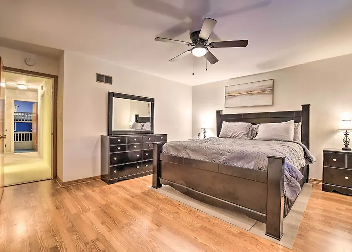 Spacious Family Estates W/ Hot Tub! Casa vacanze